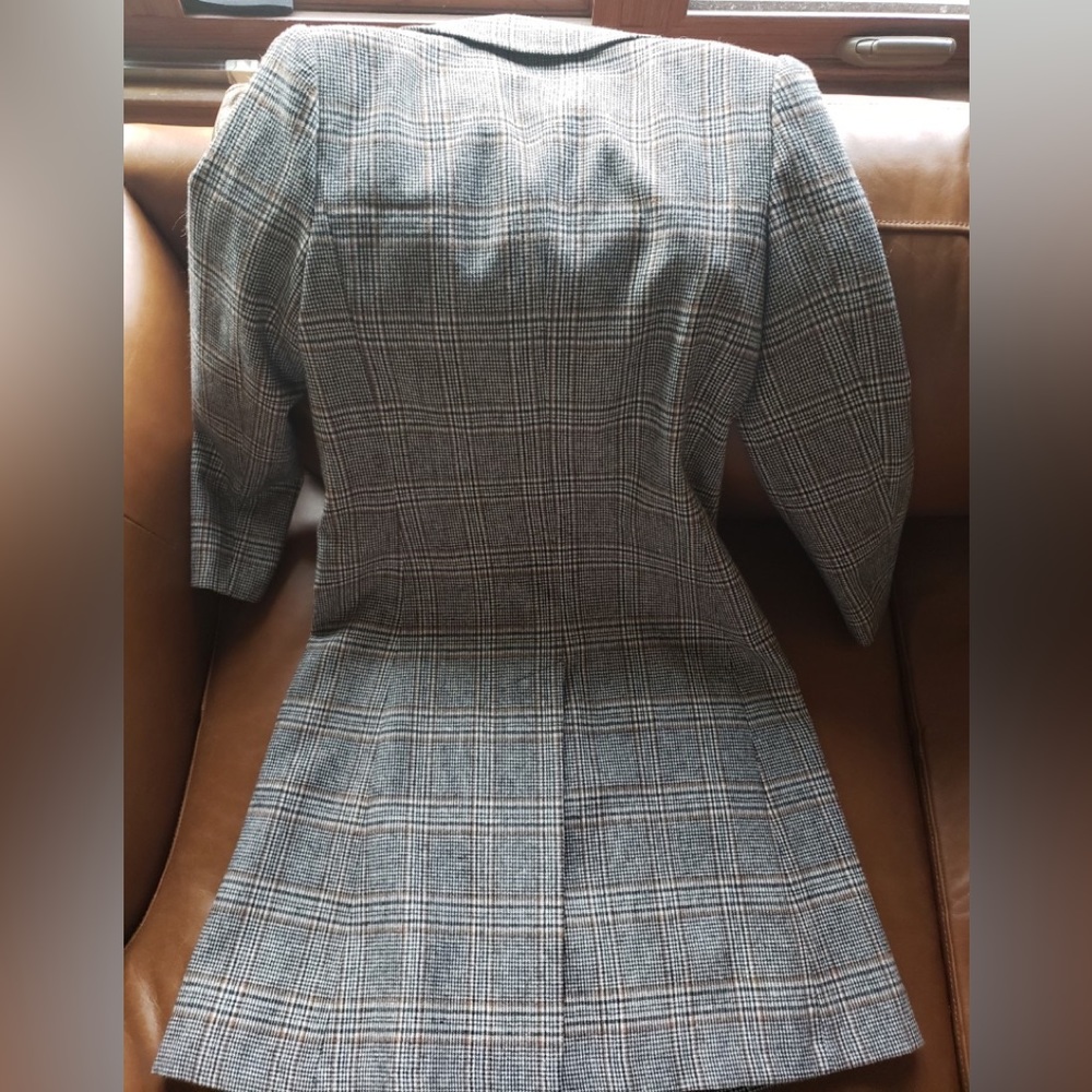 Pre owned MURAL plaid midi length coat in great condition - Picture 7 of 11